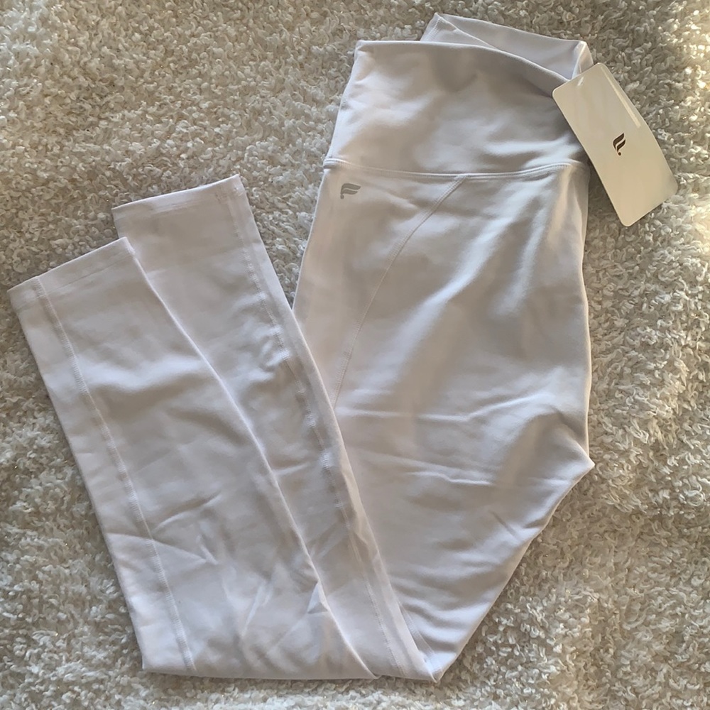 Fabletics White yoga pant NWT